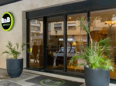 B&B Hotel Rio Copacabana Posto 5 Отели рядом с достопримечательностью «H.Stern»