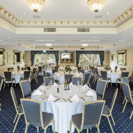Canterbury International Hotel