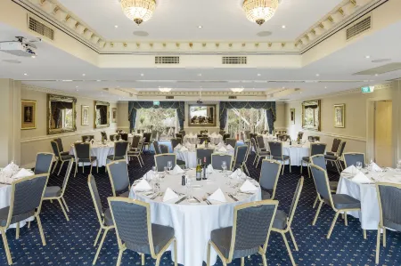 Canterbury International Hotel