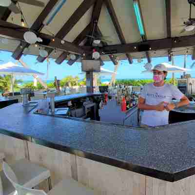 Royal Penthouse Panoramic Views of Beach-Pools - 1701 Fitness & Recreational Facilities