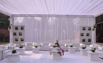 Status Club Resort