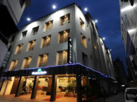 Greens Gate Hotels near Kepri Coral Resort