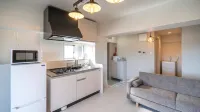 Yaese Hotel - parking