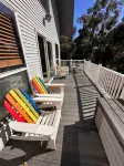 Wake up to river views:dreamy 4 bedrooms escape by the city beach in Dunnellon.