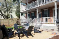 Fire Pit, Game Room, 15 Min to Hershey with King Bed, Entire House