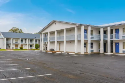 Motel 6 Alexandria, la - South Hotels near Zales