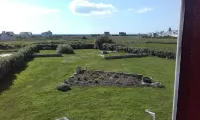 House 400m from the sea and beaches and the GR 34
