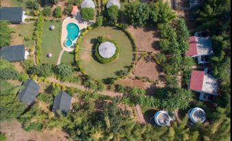 Vraksh Resort