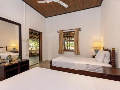 Joe's Bungalow Yala Hotels in Palatupana