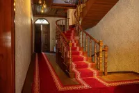Araz White House - 2-Star