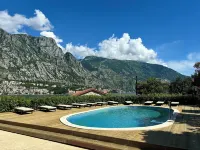 Montebay Perla Hotels in Prčanj