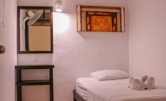 Hostal Gayser