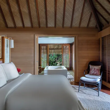 Four Seasons Resort Bora Bora