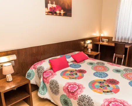 Hostal Nirvana Hotels in Ponferrada