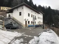 Hotel Alla Prisa Hotels in Carisolo