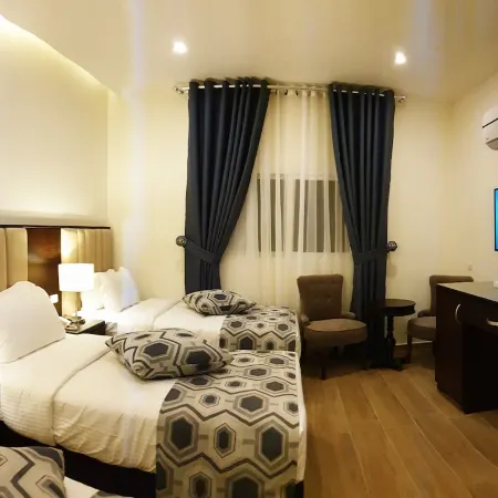 Petra Heart Hotel
