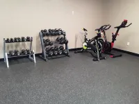 Clarion Inn and Suites Airport - gimnasio