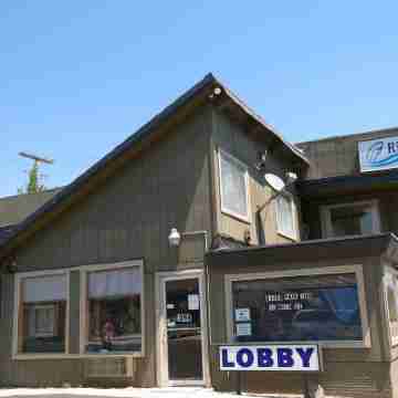 River Park Inn Hotel Exterior