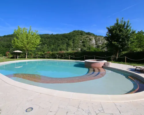 Mansion in Apecchio Near Lake and Pool Hotels in Apecchio