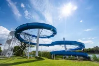 Waterfront Lodge Hotels in Dunapataj