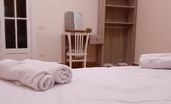 Royal Apartment in Talaat Harb Downtown Cairo