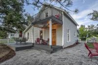Bluebird Inn Hotels in Monument