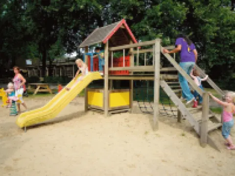 輕鬆的小木屋度假