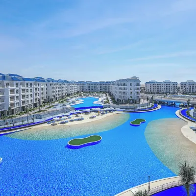 فندق أزور وان إليفن العلمين Hotels near Marseillia 4 beach front