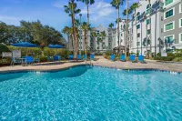 5 Minutes to Disney Free Shuttle King & Queen Bed - Private Pools