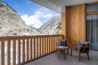 Radisson Blu Hotel Reussen Andermatt - Mountain view