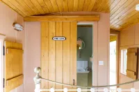 Beautifully Restored WW2 Carriage - Sleeps 6