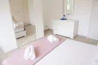 BLOOM Hotels in Nicotera