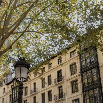 Batimont Suites