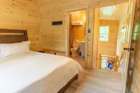 2 Brand New Cabins for Family Retreat!!