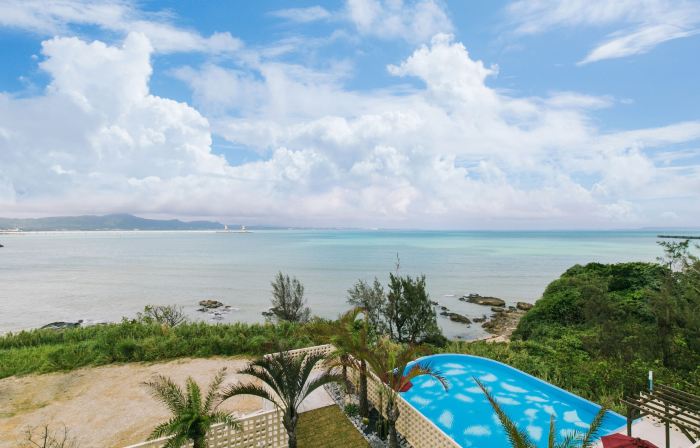 Hideout Okinawa Uruma