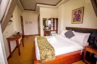 엘 니도 로열 팜 인