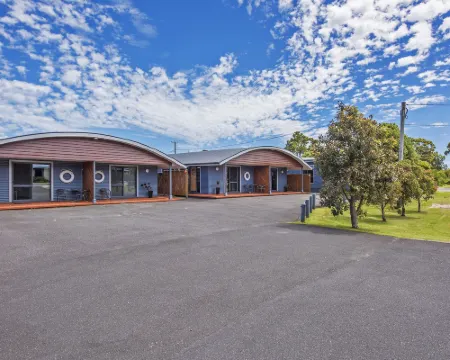 Strahan Bungalows Hotels in Strahan