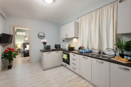 Premium Homes by Athens Stay Отели рядом с достопримечательностью «Монастырь Кесариани»