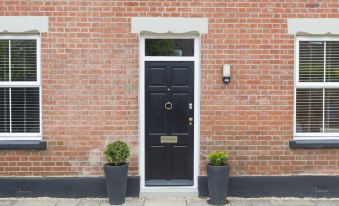 Blackfriars Cottage - Housity