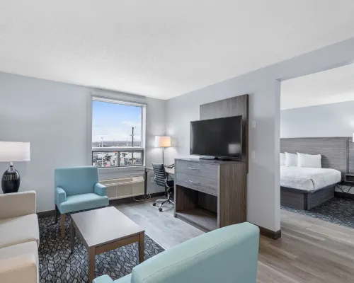 Emerald Hotel & Suites Calgary Airport Hotels near Rundle C Train