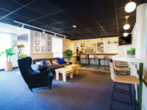 노보텔 생 타볼