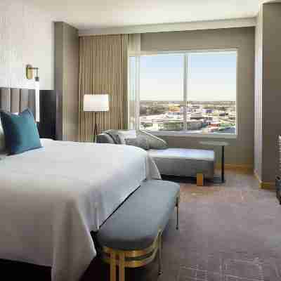Omni Viking Lakes Rooms