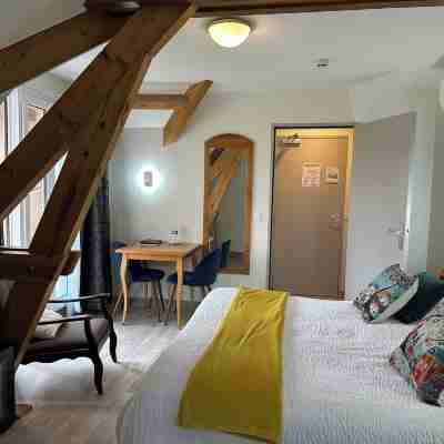 Logis Hôtel Notre-Dame de Bonne Fontaine Rooms