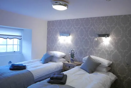 Manor House Hotel and Restaurant Hotels in Featherstone