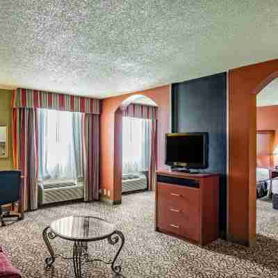 Quality Inn Trinidad Rooms