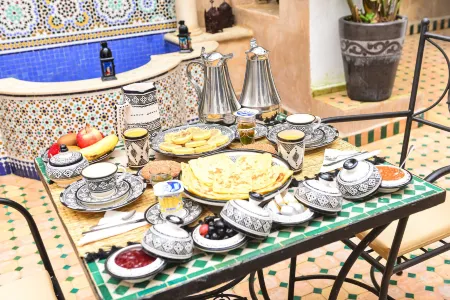 Riad Al Mazhar Отели рядом с достопримечательностью «Касба Удайя»