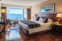 Sheraton Bariloche Hotel Hotel dekat Colonia Suiza