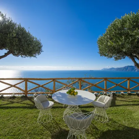 MyExclusiveItaly - Exclusive Villa in Praiano with Pool & View