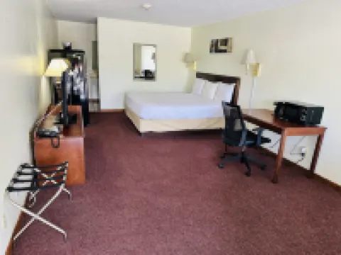 Four Seasons Lodging Hotels in Posey County