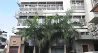 Cuarto Hotels Cebu